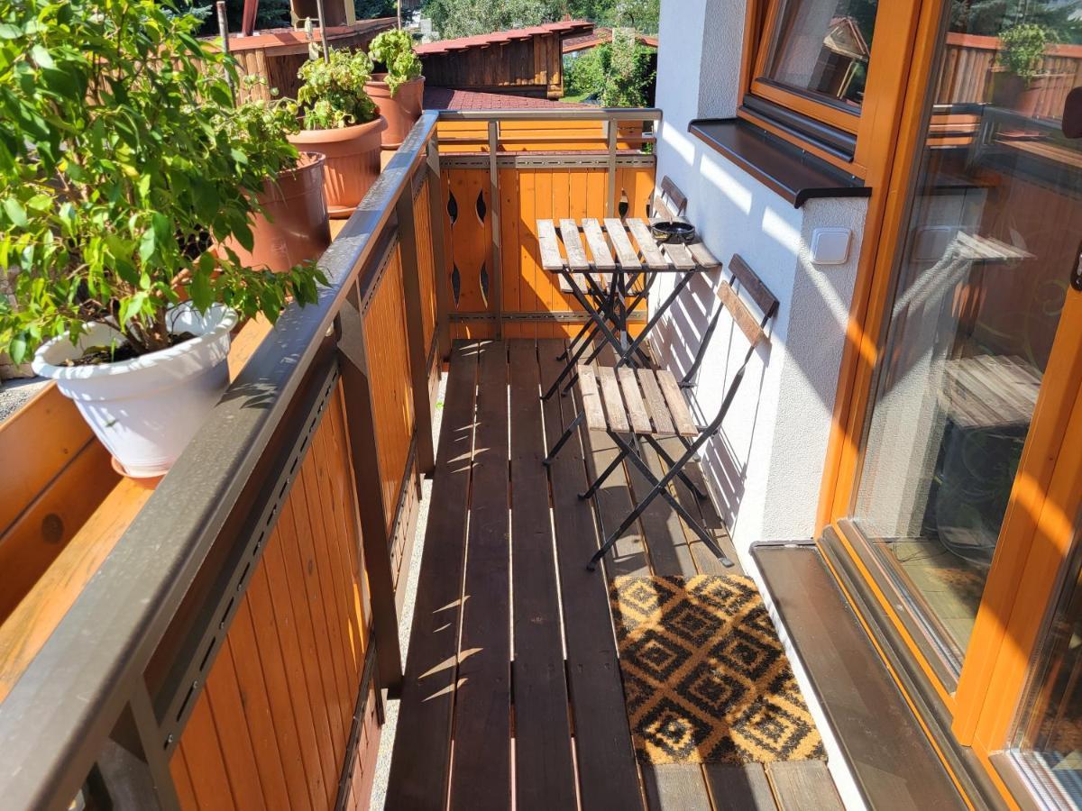Privat Nika Hotel Závažná Poruba Kültér fotó